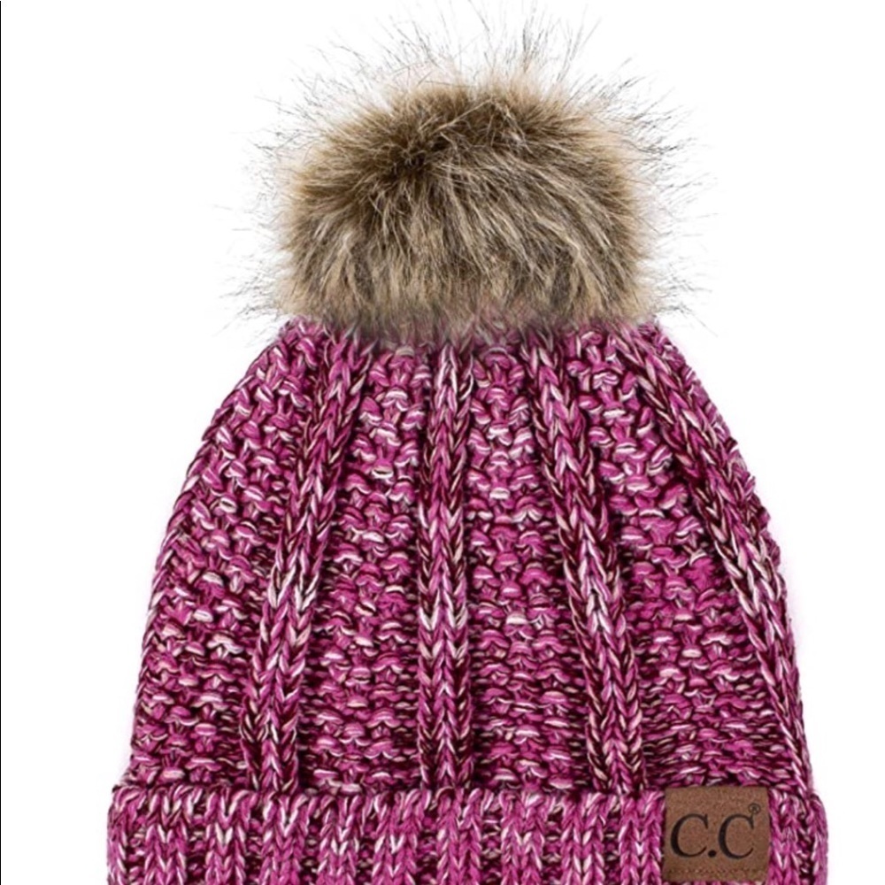Nwt FAUX FUR BEANIE‎